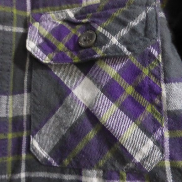 P.S. From Aeropostale, plaid long sleeve button down front shirt, size small, 8 - Picture 5 of 12